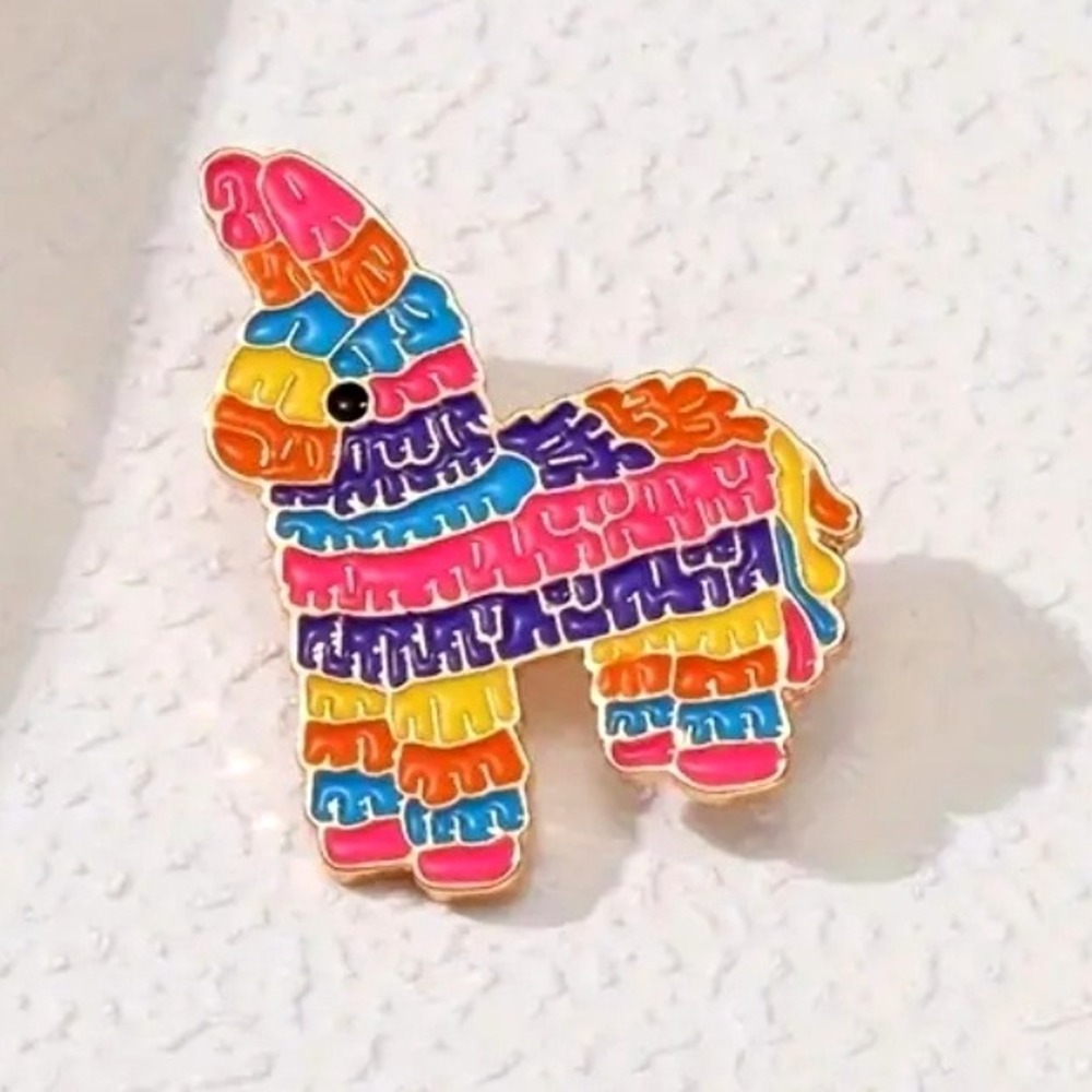 Colorful Pinata Llama Enamel Pin Badge Accessory Fiesta‎ Celebration Gift
